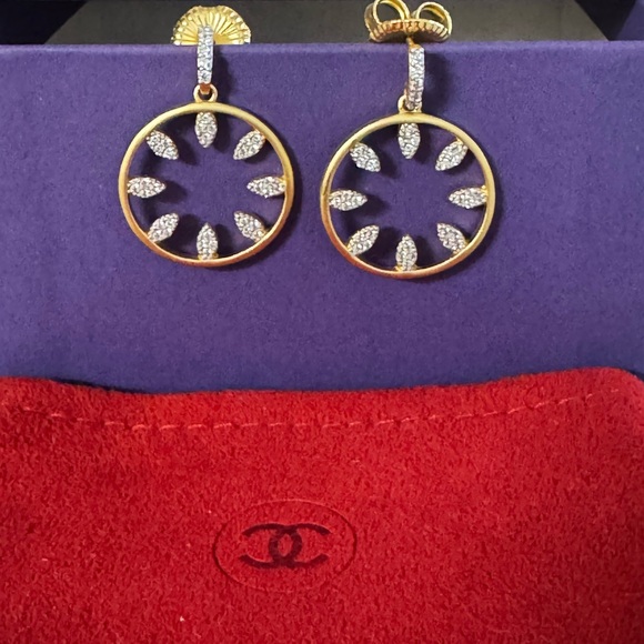 Freida Rothman Earrings🥂 - Picture 4 of 5